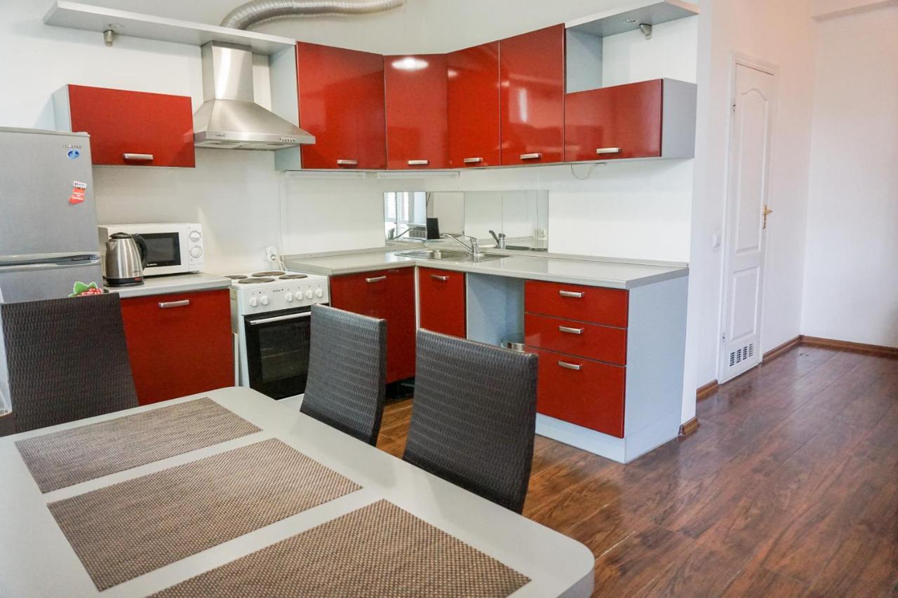 Doba In Ua Centre Apartments Dnipro Exterior foto