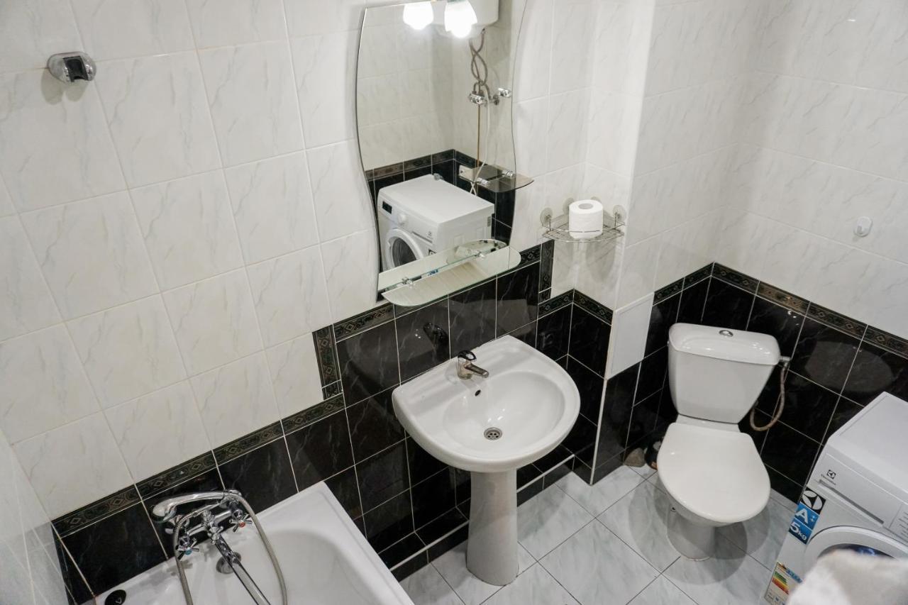 Doba In Ua Centre Apartments Dnipro Exterior foto