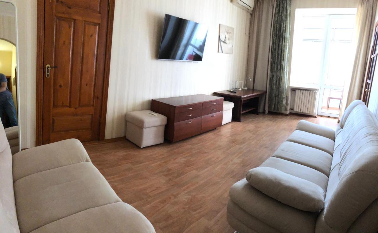 Doba In Ua Centre Apartments Dnipro Exterior foto